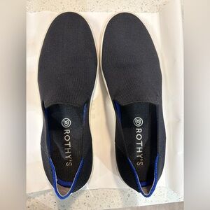 Rothy's Women’s Black and Blue Slip-On Loafers